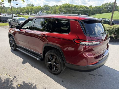 Certified 2023 Jeep Grand Cherokee L Laredo AWD/4WD image 6
