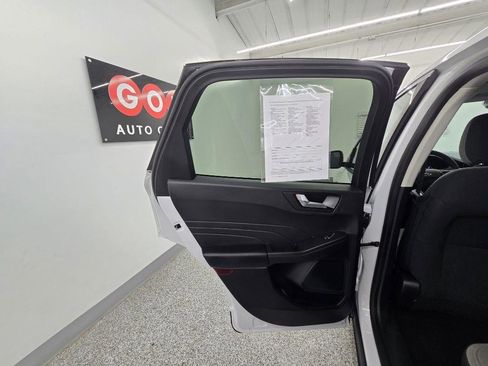 Used 2021 Ford Escape SE FWD image 28