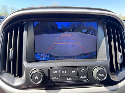 Used 2015 GMC Canyon SLT w/ Driver Alert Package image 25