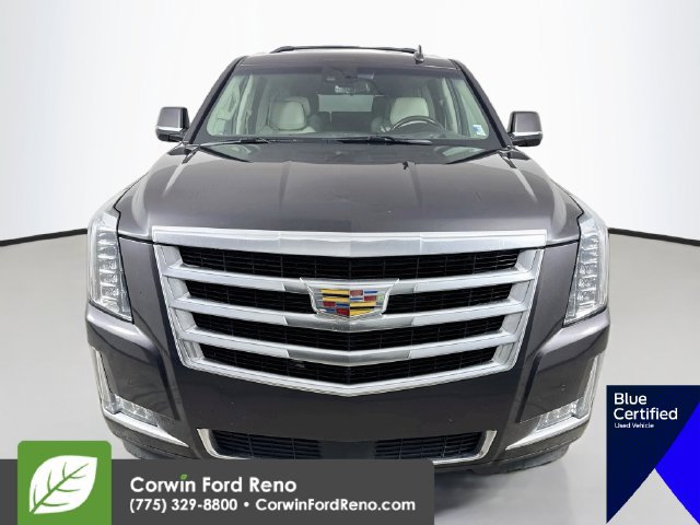Used 2017 Cadillac Escalade ESV Premium Luxury AWD/4WD image 2