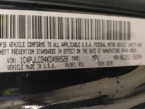 Used 2019 Jeep Cherokee Latitude w/ Popular Appearance Group image 33