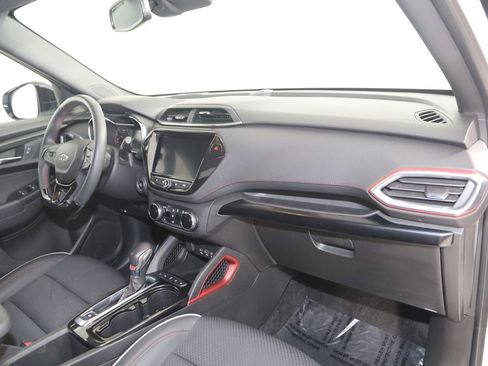 Used 2023 Chevrolet TrailBlazer RS w/ Convenience Package image 41
