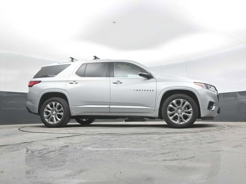 Used 2019 Chevrolet Traverse Premier w/ LPO, Blackout Package AWD/4WD image 50