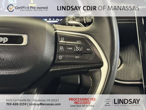 Used 2023 Jeep Grand Cherokee Laredo w/ Luxury Tech Group I AWD/4WD image 31