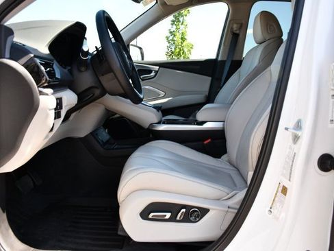 Used 2025 Acura RDX SH-AWD w/ Technology Package image 13