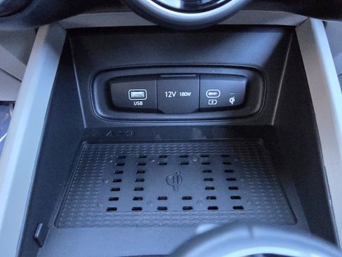 New 2026 Hyundai Venue SEL image 31