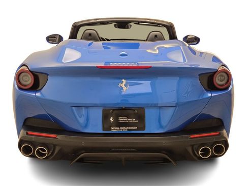 Used 2019 Ferrari Portofino image 10