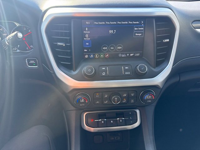 Used 2022 GMC Acadia SLT w/ Technology Package AWD/4WD image 19