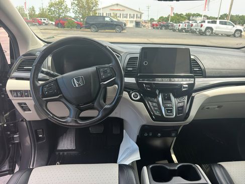 Used 2025 Honda Odyssey Elite image 18