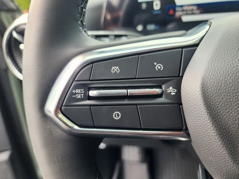 New 2026 Chevrolet Equinox LT w/ Convenience Package II image 30