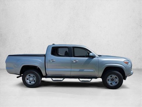 Certified 2021 Toyota Tacoma SR AWD/4WD image 4