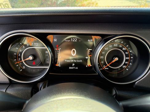 Used 2023 Jeep Gladiator Mojave w/ LED Lighting Group AWD/4WD image 20