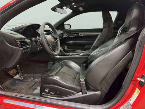 Used 2019 Cadillac ATS V w/ Luxury Package RWD image 25
