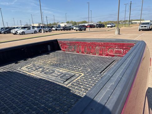 Used 2016 Ford F150 XLT w/ Equipment Group 302A Luxury image 5