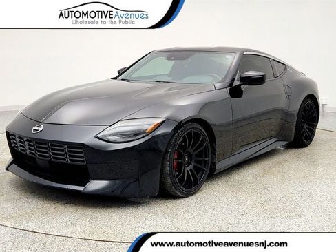 Used 2023 Nissan Z w/ Floor Mat Package (L93) image 1