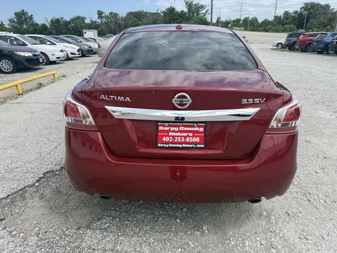 Used 2013 Nissan Altima 3.5 SV FWD image 4