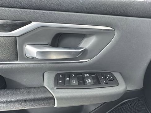 Used 2021 RAM 1500 Big Horn AWD/4WD image 18