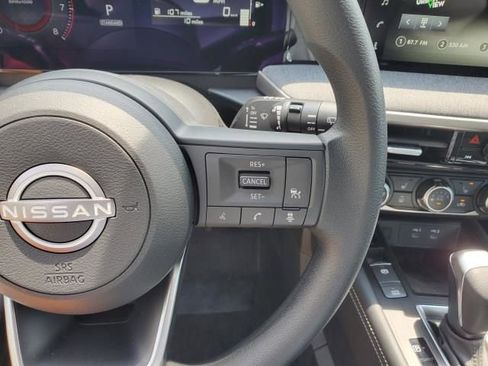 New 2025 Nissan Kicks SV w/ SV Premium Package image 17