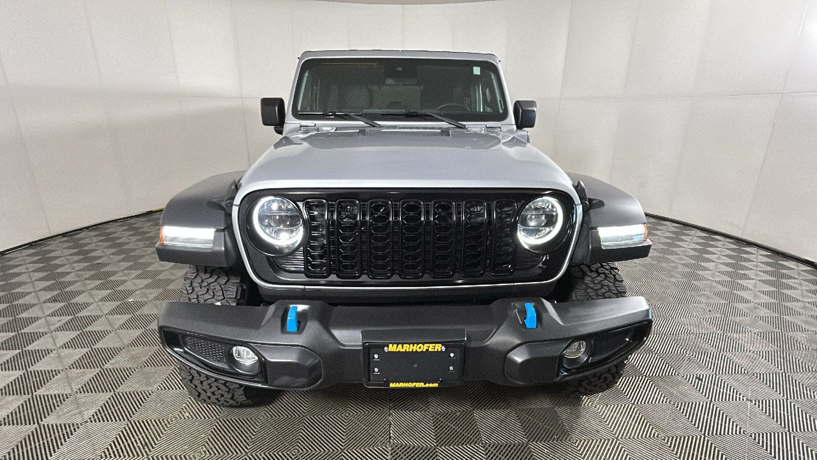 Used 2024 Jeep Wrangler Unlimited AWD/4WD image 9