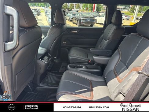 Certified 2025 Nissan Armada SL w/ Captain's Chari Seat Package RWD image 32