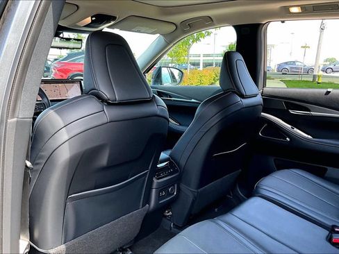 Certified 2023 INFINITI QX60 Luxe w/ Vision Package AWD/4WD image 31