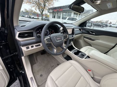 Used 2023 GMC Acadia Denali image 10