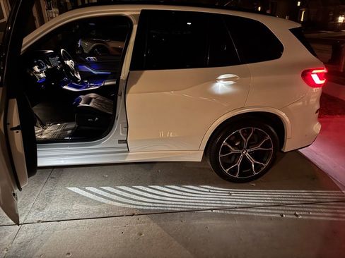 Used 2023 BMW X5 xDrive40i w/ Executive Package image 33