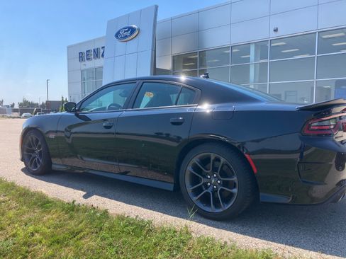 Used 2023 Dodge Charger Scat Pack w/ Plus Group RWD image 5
