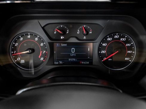 Used 2021 Chevrolet Camaro LT w/ Technology Package RWD image 14