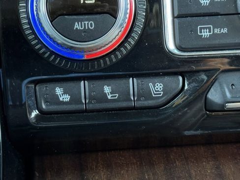 Used 2024 GMC Yukon Denali Ultimate image 20