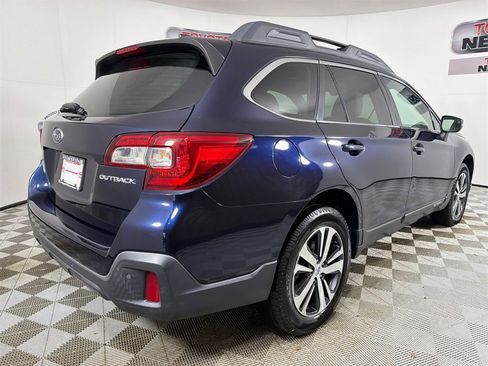Used 2018 Subaru Outback 2.5i Limited image 5