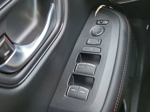 Used 2026 Honda HR-V Sport image 13