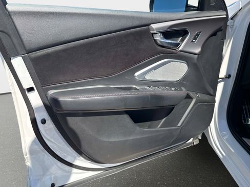 Used 2022 Acura RDX A-Spec image 18