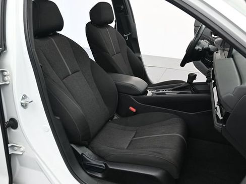 Used 2024 Honda Accord Sport image 29
