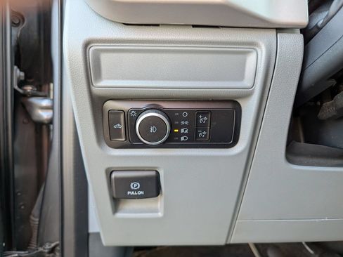 Used 2023 Ford F150 XLT AWD/4WD image 16