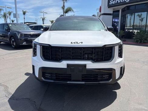 Certified 2025 Kia Sorento SX Prestige AWD/4WD image 2