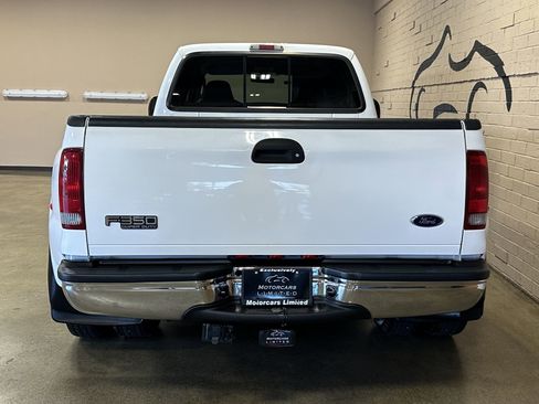 Used 2003 Ford F350 2WD Crew Cab DRW Super Duty image 5