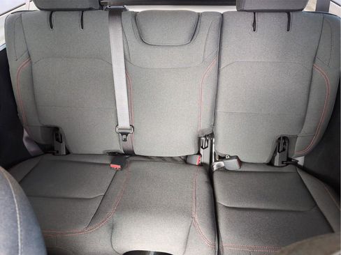 Used 2024 Jeep Wrangler Unlimited Rubicon image 27