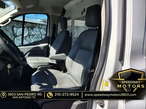 Used 2019 Ford Transit 250 130 Low Roof RWD image 9