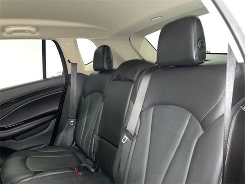 Used 2017 Buick Envision Essence image 17