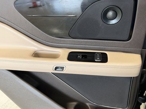 Used 2023 Lincoln Aviator Reserve w/ Equipment Group 201A image 35