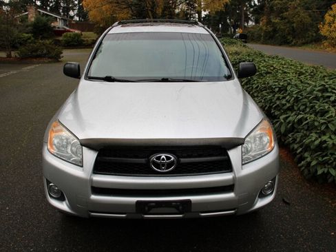 Used 2011 Toyota RAV4 4WD image 10