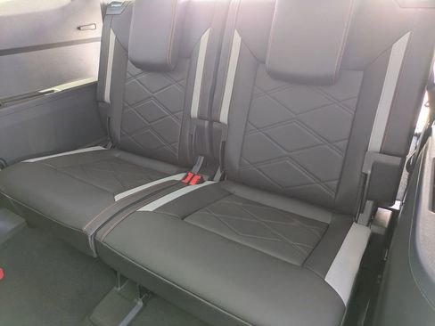 New 2026 Volkswagen Atlas Peak Edition AWD/4WD image 34