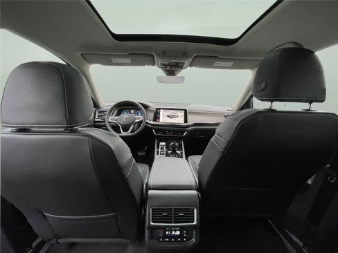 New 2026 Volkswagen Atlas SEL image 19