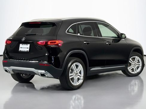 Used 2023 Mercedes-Benz GLA 250 image 12