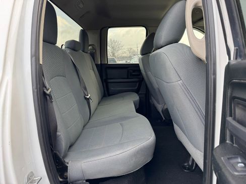 Used 2018 RAM 1500 Express w/ Express Value Package image 17