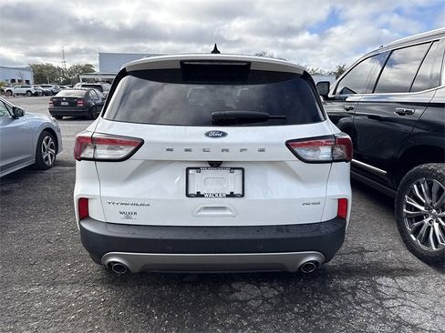 Used 2022 Ford Escape Titanium w/ Titanium Elite Package image 9