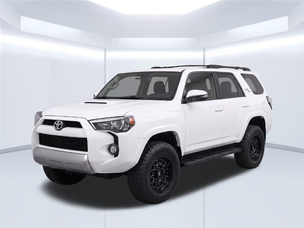 Used 2019 Toyota 4Runner TRD Off-Road Premium AWD/4WD image 2