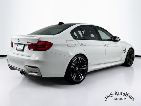 Used 2017 BMW M3 RWD image 7