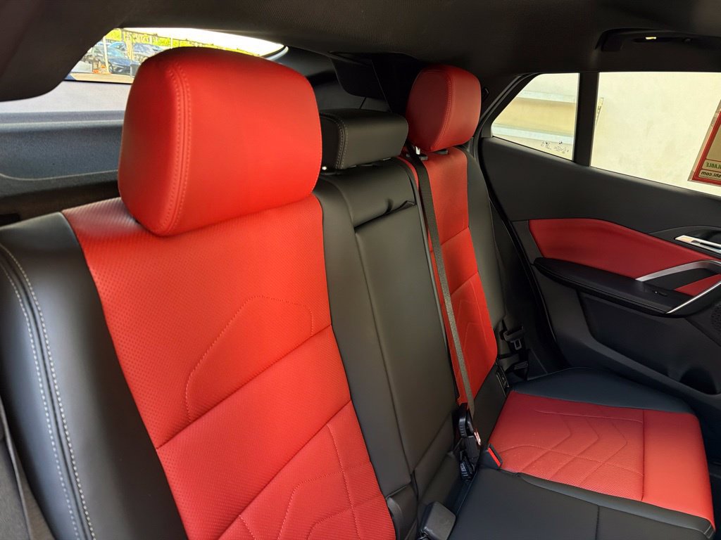 Used 2026 BMW X2 M35i AWD/4WD image 32